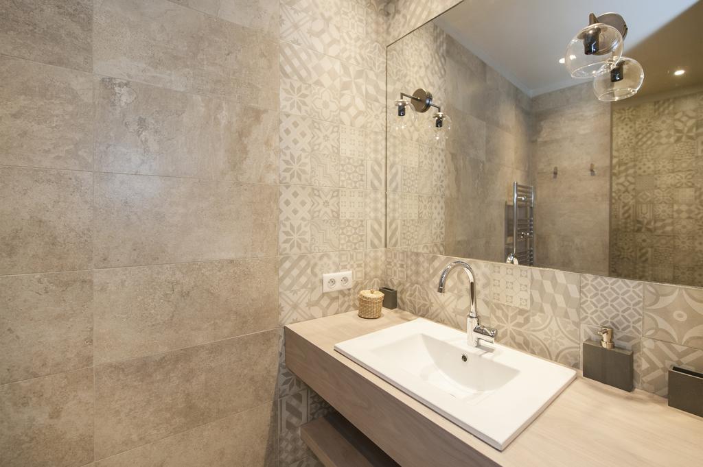 פריז Pick A Flat'S Apartment In Le Marais - Rue Sainte Croix De La Bretonnerie מראה חיצוני תמונה